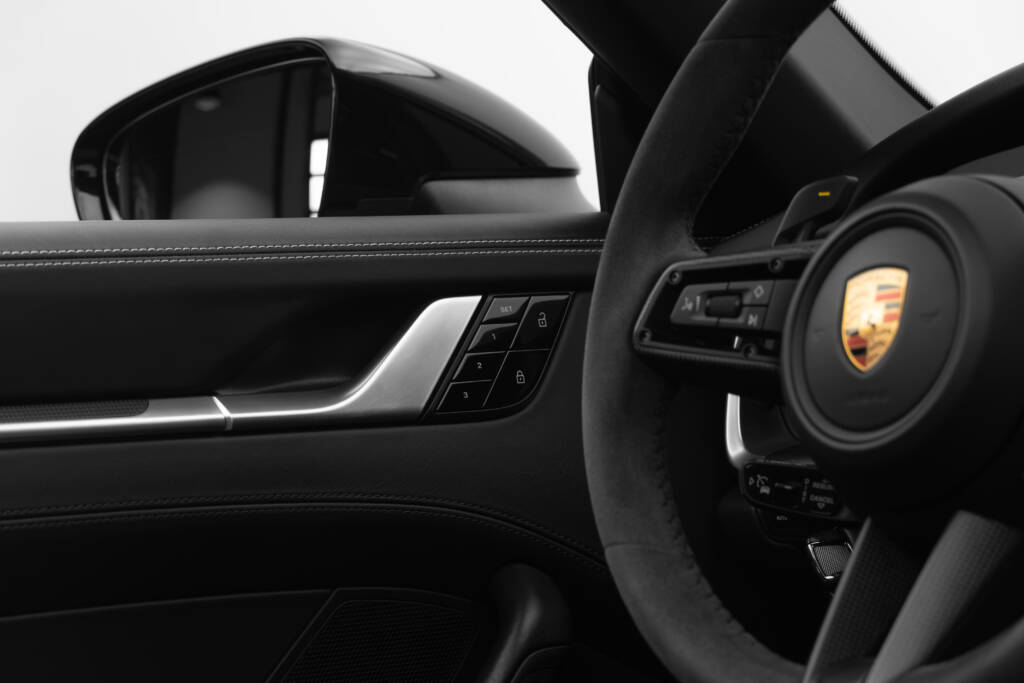 Porsche 911 Carrera 4S Cab - miniatyr 28