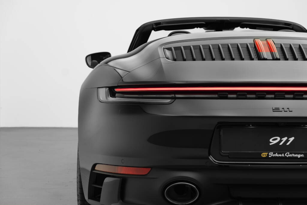 Porsche 911 Carrera 4S Cab - miniatyr 31