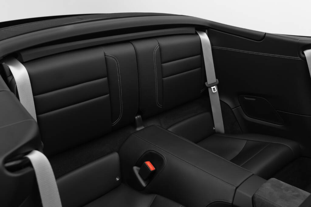 Porsche 911 Carrera 4S Cab - miniatyr 38
