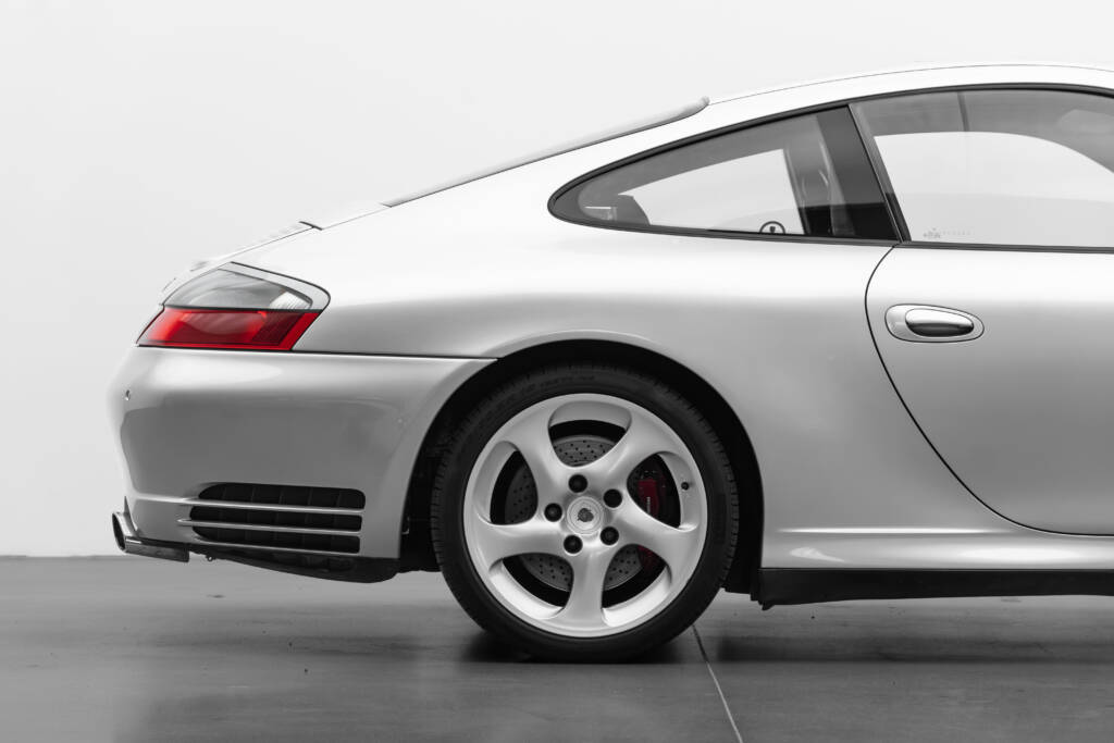 Porsche 911 Carrera 4S - miniatyr 6