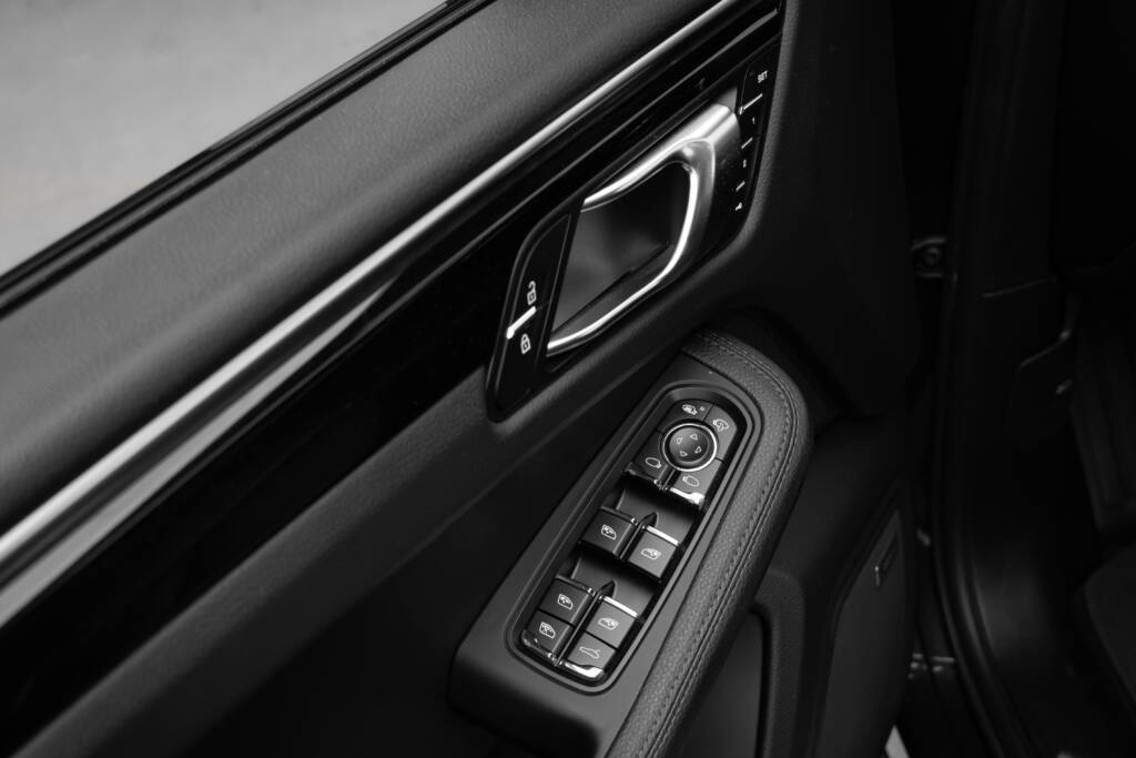 Porsche Macan S - miniatyr 23