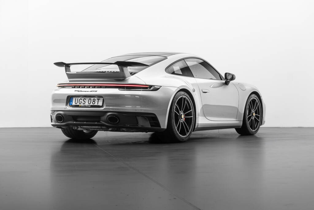 Porsche 911 Carrera GTS - miniatyr 2