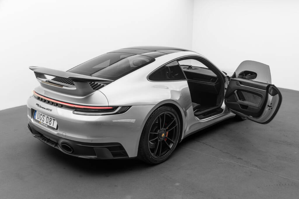 Porsche 911 Carrera GTS - miniatyr 39