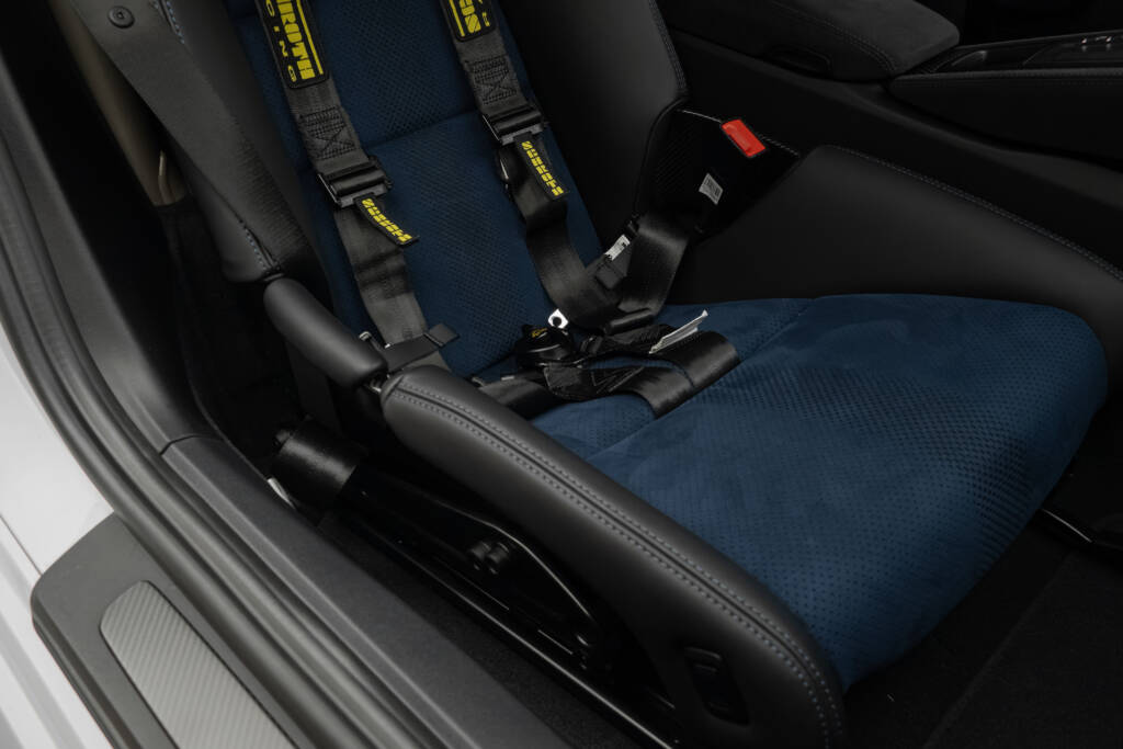 Porsche Cayman 718 GT4 RS - miniatyr 45
