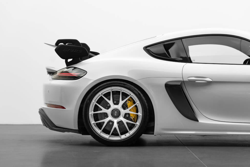 Porsche Cayman 718 GT4 RS - miniatyr 6