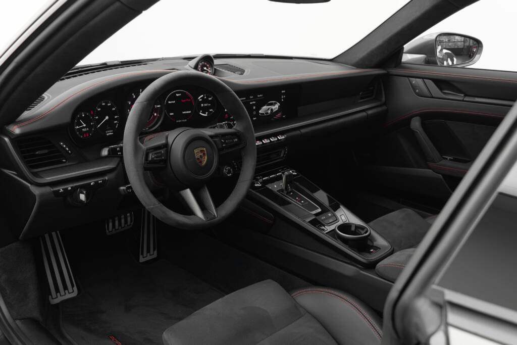 Porsche 911 Carrera GTS 4 - miniatyr 11