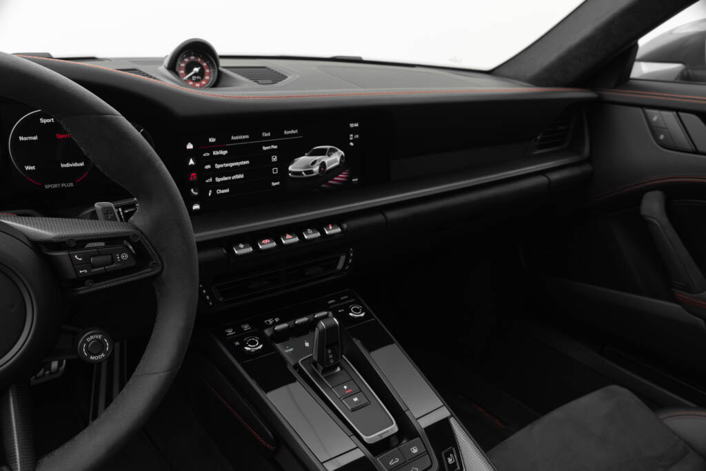 Porsche 911 Carrera GTS 4 - miniatyr 13