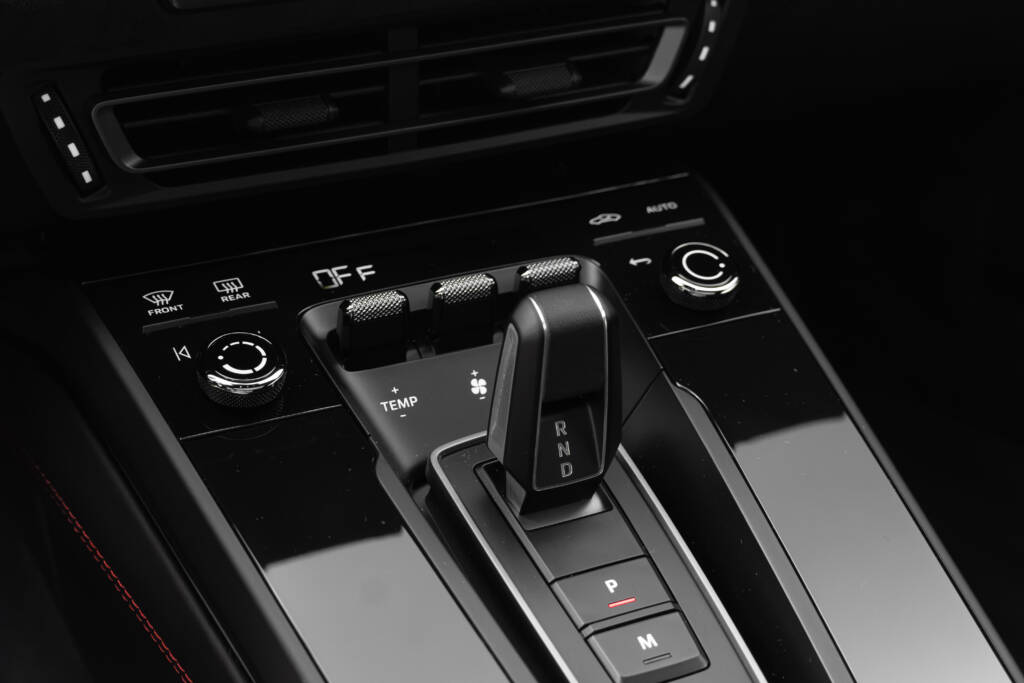 Porsche 911 Carrera GTS 4 - miniatyr 15