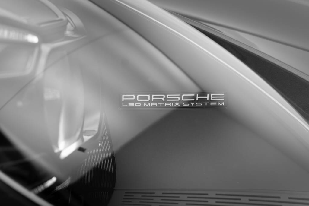 Porsche 911 Carrera GTS 4 - miniatyr 34