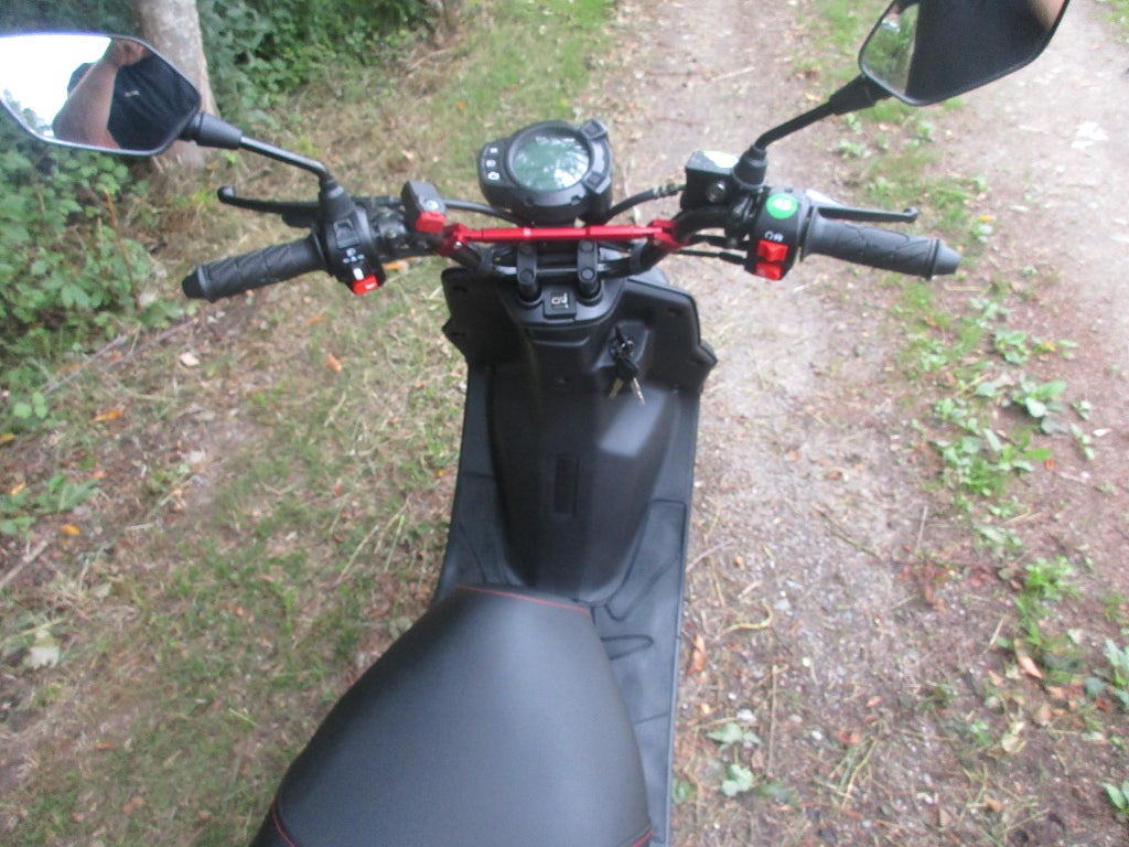 MOTO CR Bigmax Naked EFI SP Naked 2026 - miniatyr 3