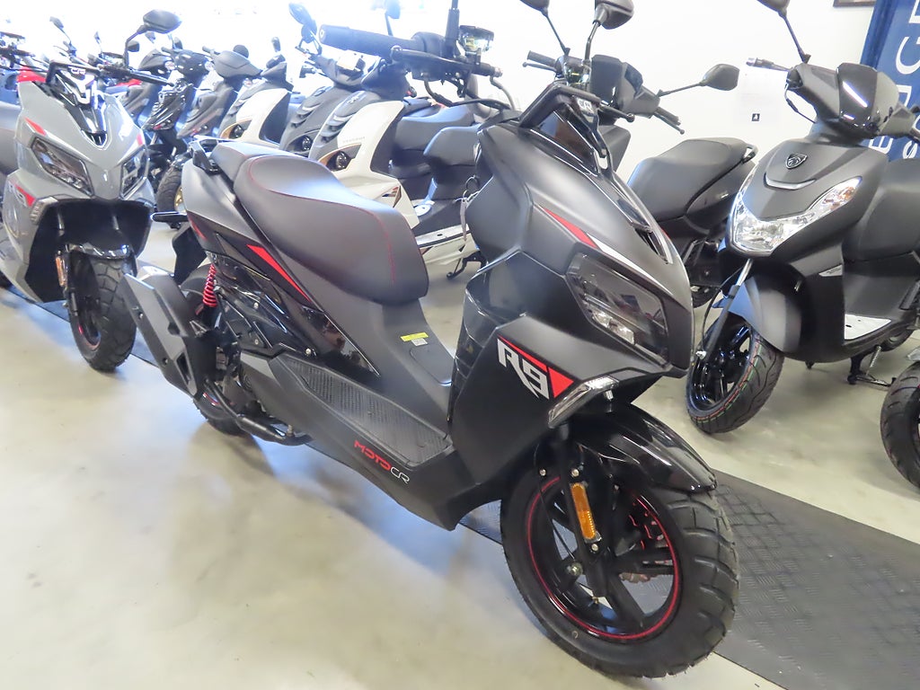 MOTO CR r9 2026 - miniatyr 2