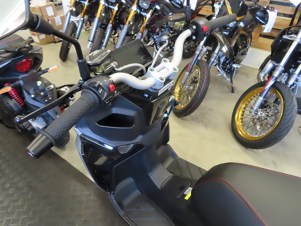 MOTO CR r9 2026 - miniatyr 8