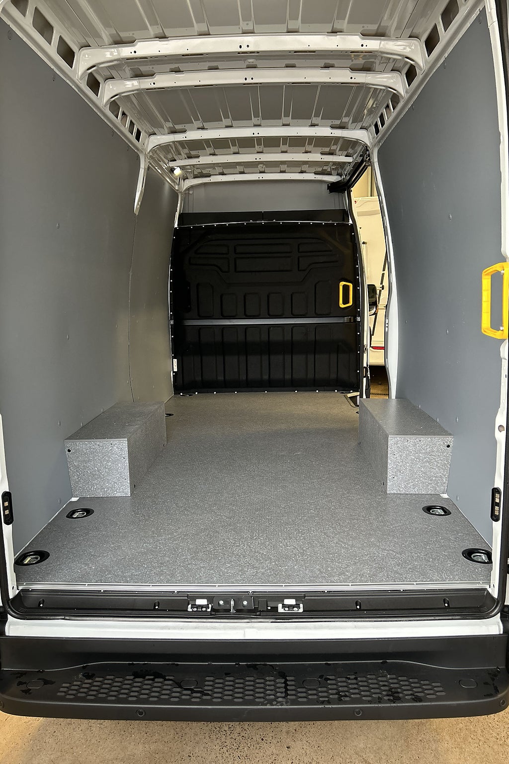 Iveco Daily 2026 - miniatyr 10