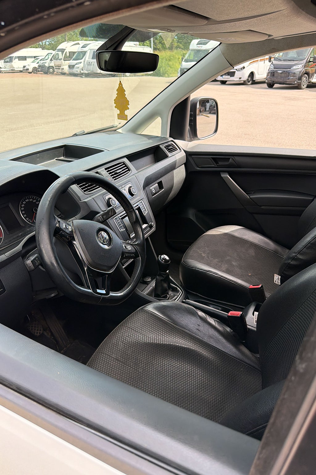 Volkswagen Caddy 2017 - miniatyr 6