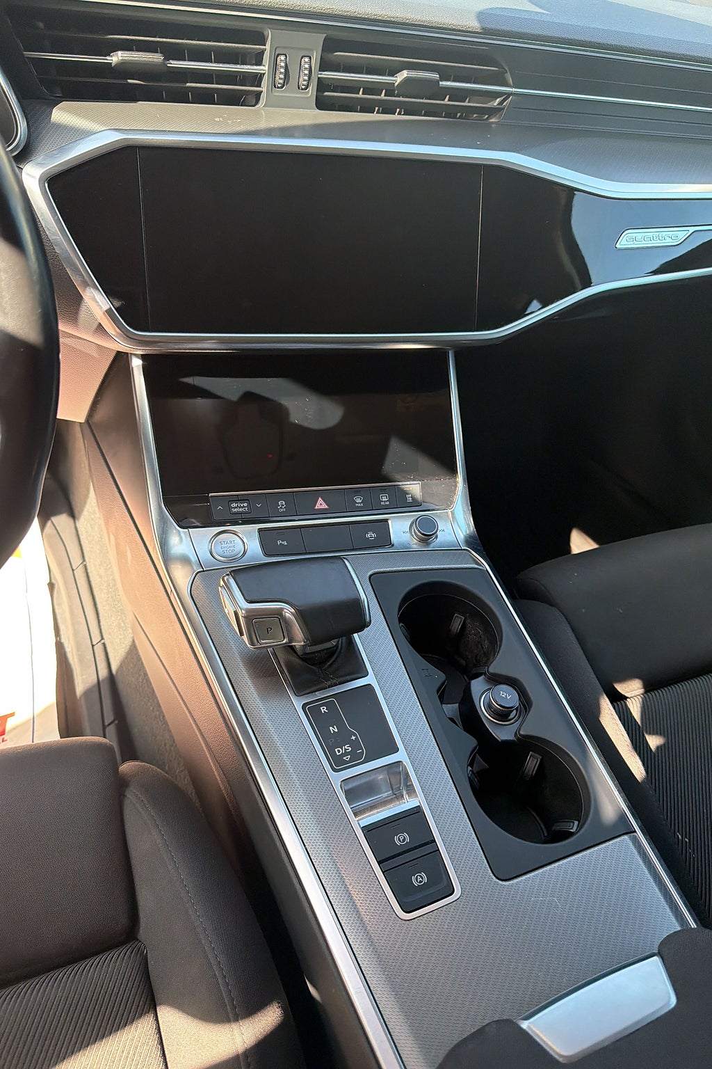 Audi A6 2019 - miniatyr 12