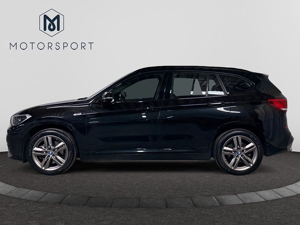 BMW X1 2022 - miniatyr 2