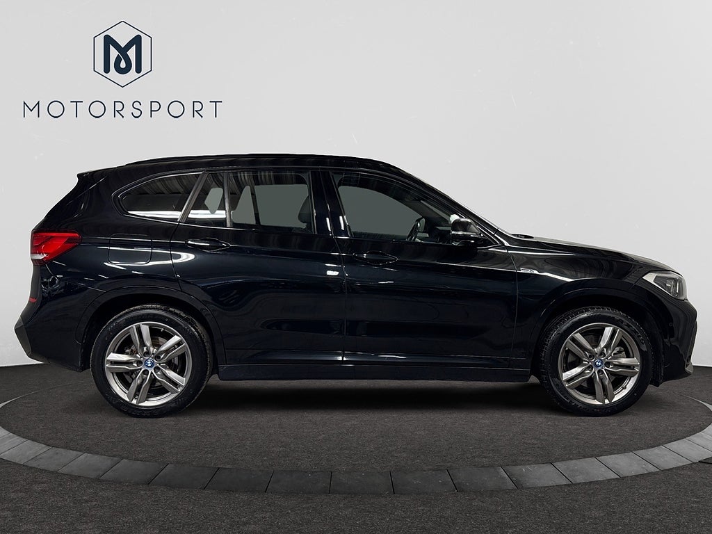 BMW X1 2022 - miniatyr 9