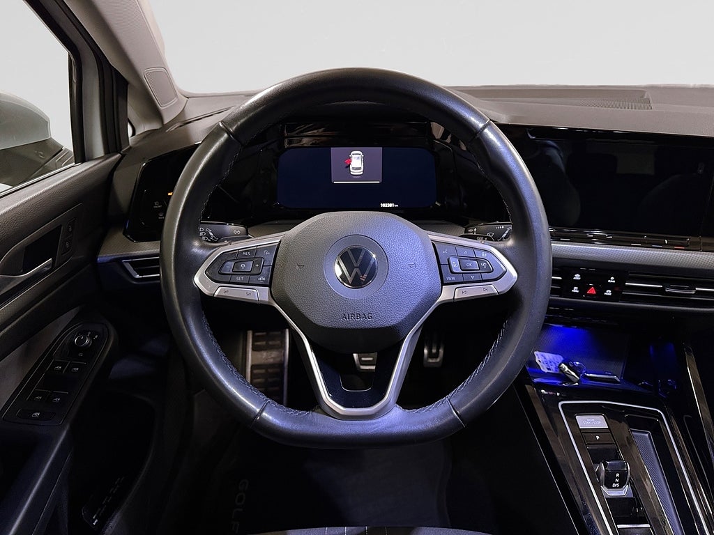 Volkswagen Golf Alltrack 2023 - miniatyr 14