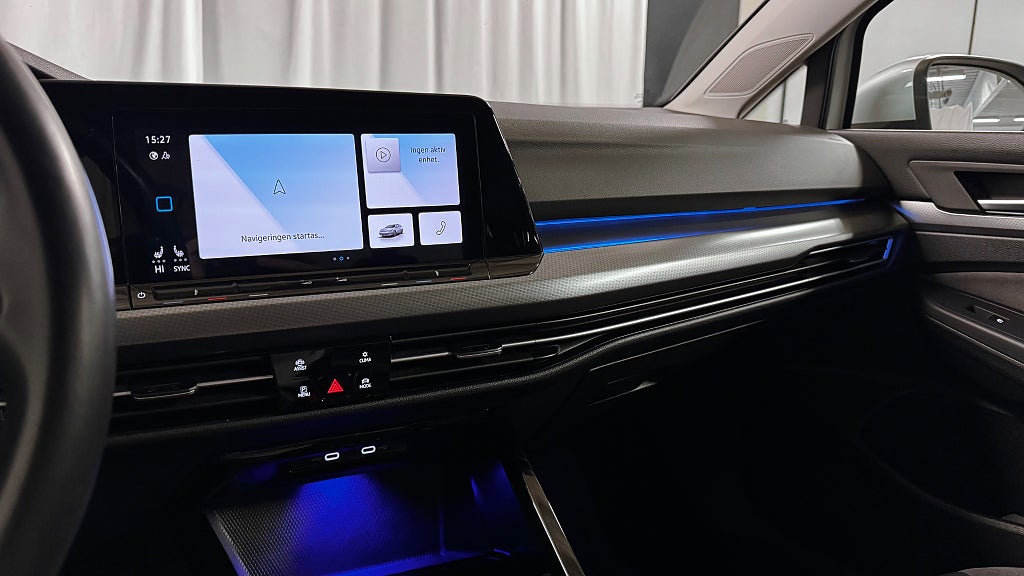 Volkswagen Golf Alltrack 2023 - miniatyr 16