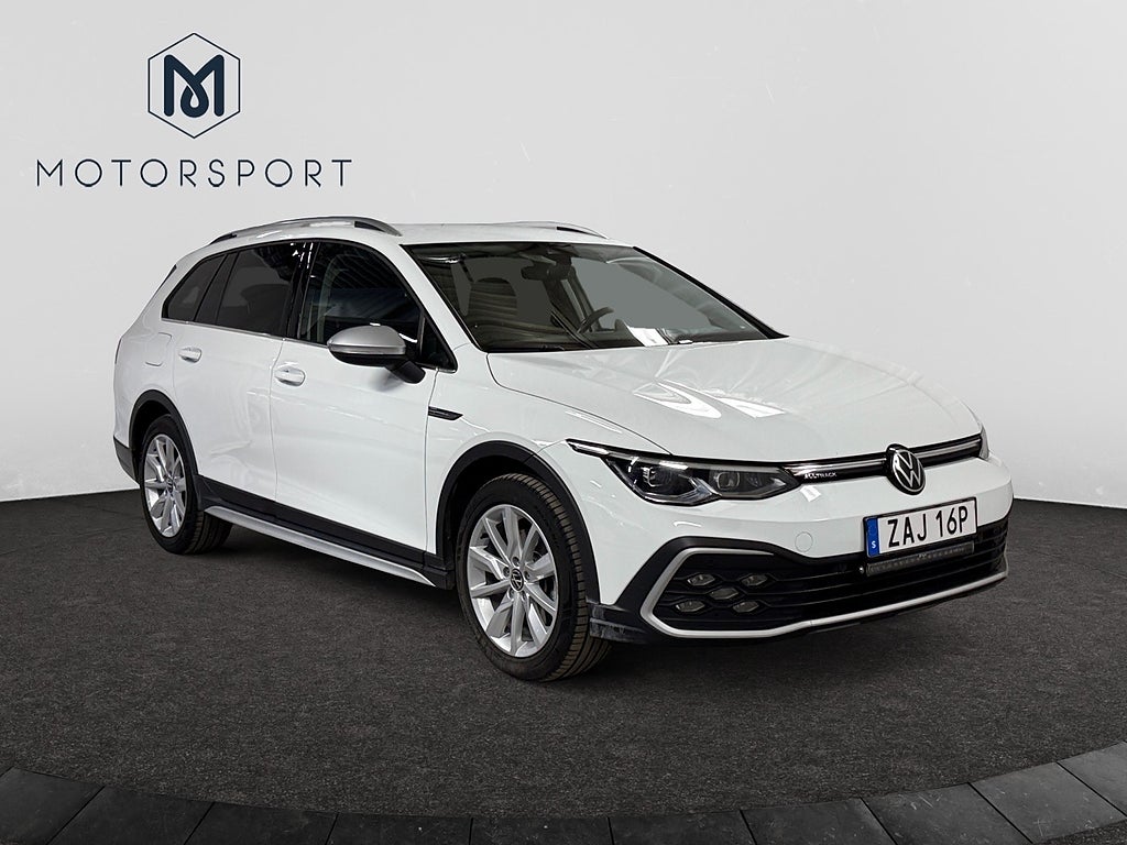 Volkswagen Golf Alltrack 2023 - miniatyr 10