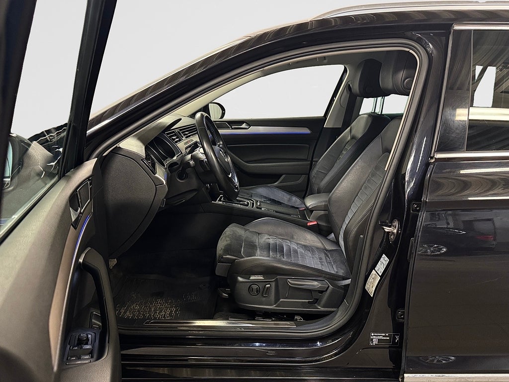Volkswagen Passat 2018 - miniatyr 13