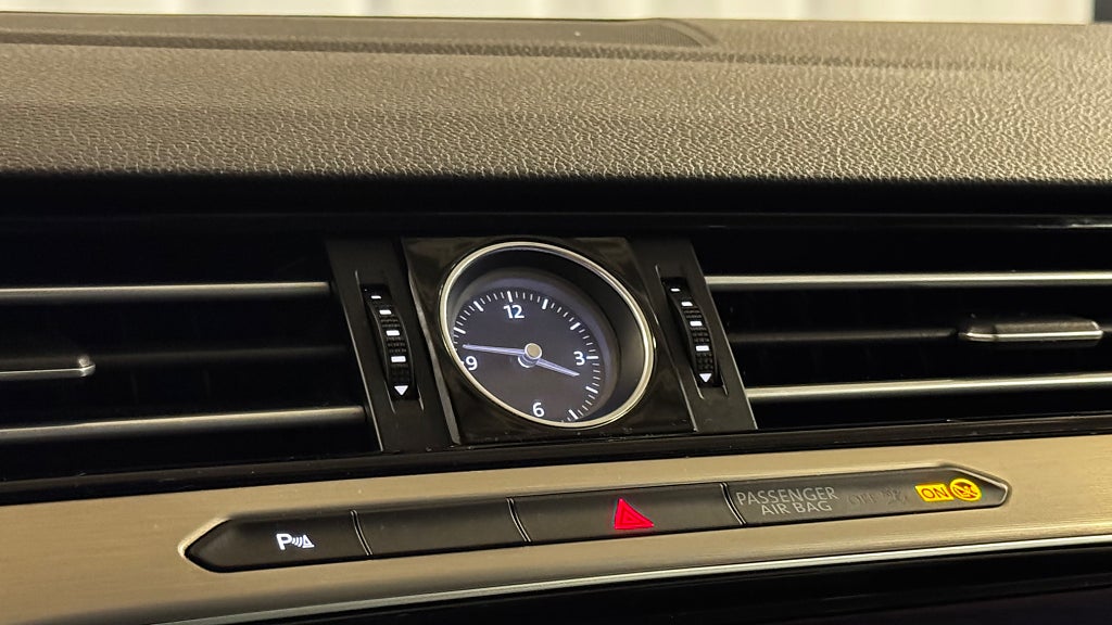 Volkswagen Passat 2018 - miniatyr 20