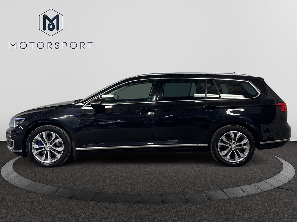 Volkswagen Passat 2018 - miniatyr 4
