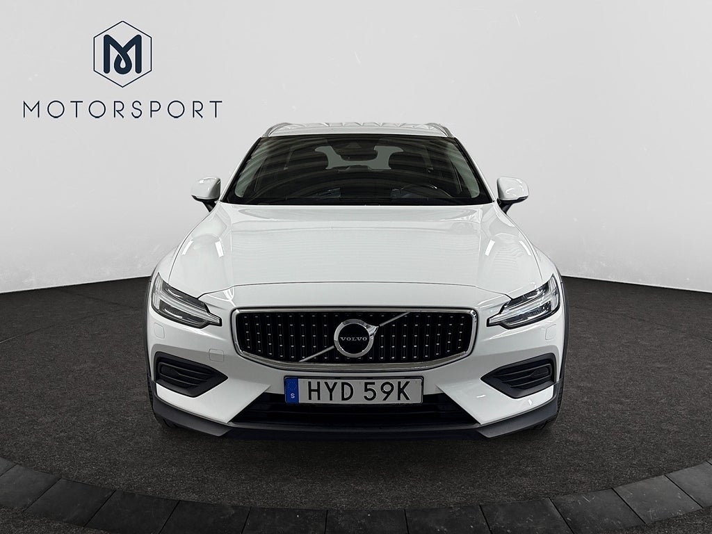 Volvo V60 Cross Country 2019 - miniatyr 11