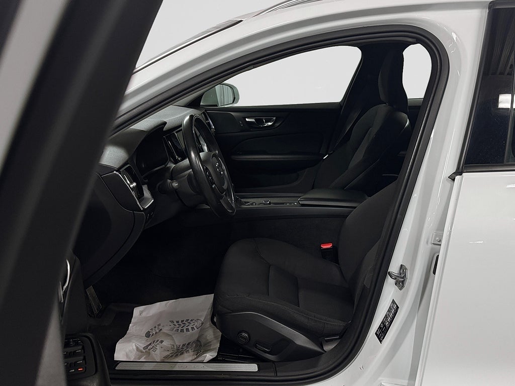 Volvo V60 Cross Country 2019 - miniatyr 12