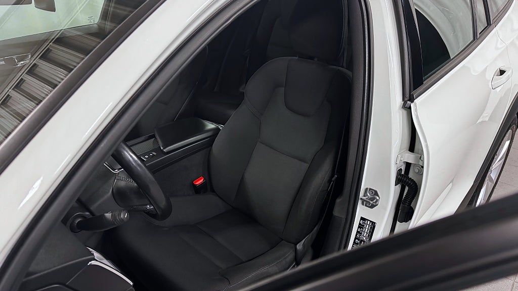 Volvo V60 Cross Country 2019 - miniatyr 13