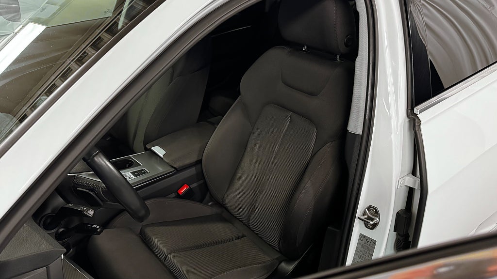 Audi A6 2020 - miniatyr 12