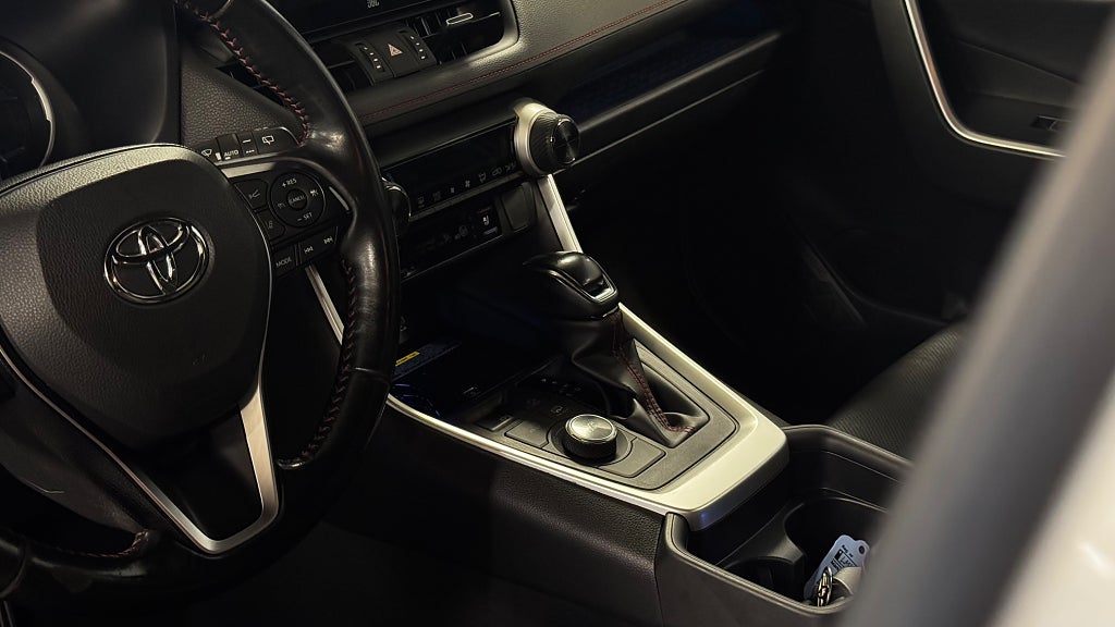 Toyota RAV4 2021 - miniatyr 20
