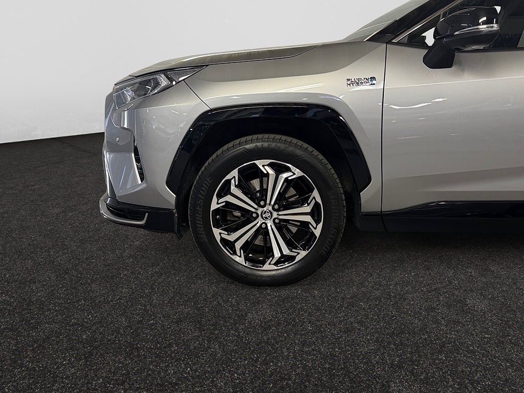 Toyota RAV4 2021 - miniatyr 6