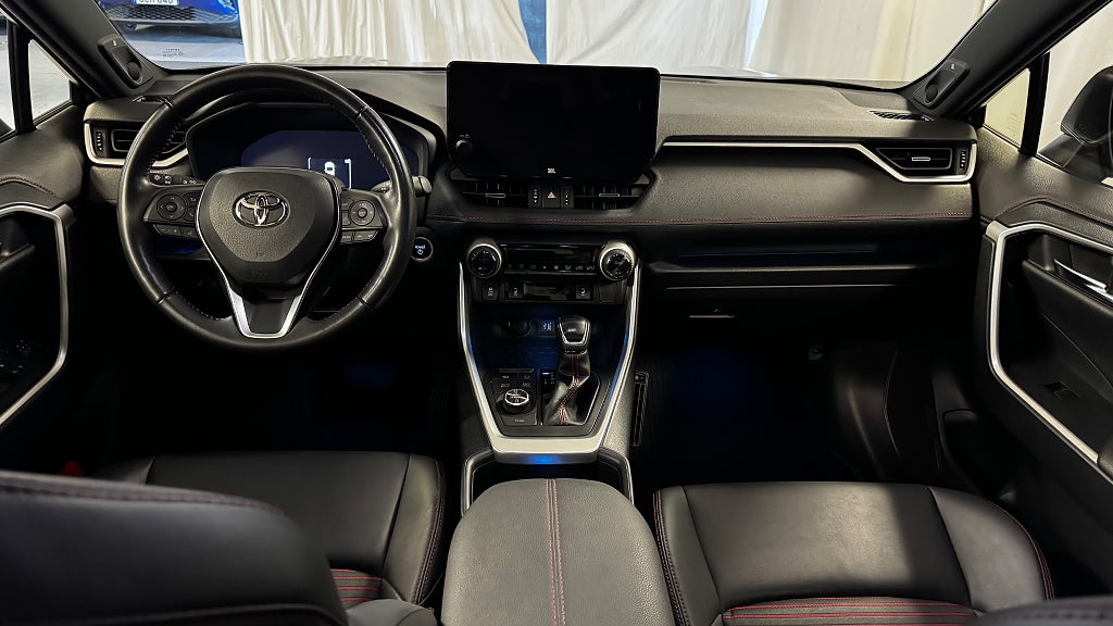 Toyota RAV4 2023 - miniatyr 16