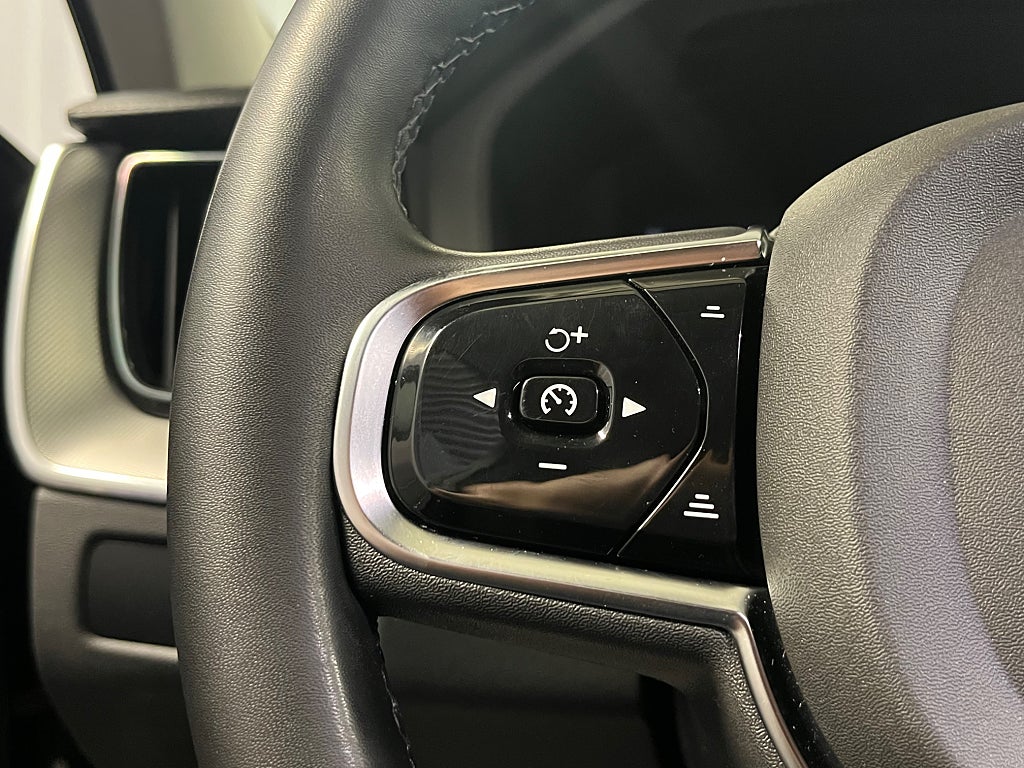 Volvo XC60 2023 - miniatyr 23