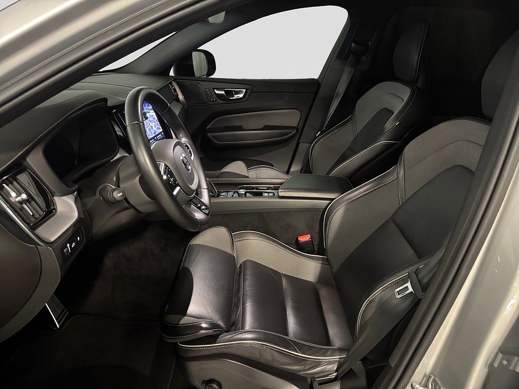 Volvo XC60 2022 - miniatyr 12