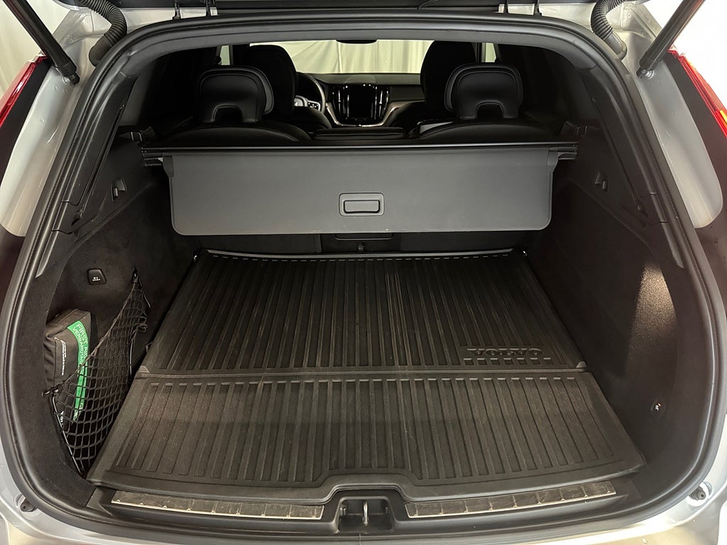Volvo XC60 2022 - miniatyr 22