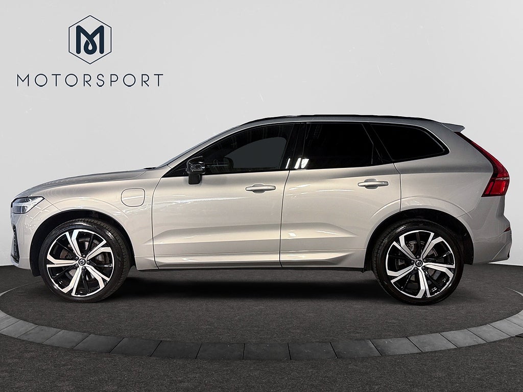 Volvo XC60 2022 - miniatyr 4