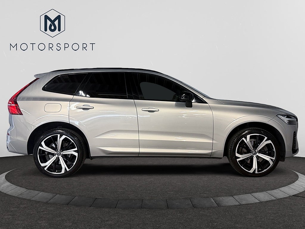 Volvo XC60 2022 - miniatyr 9