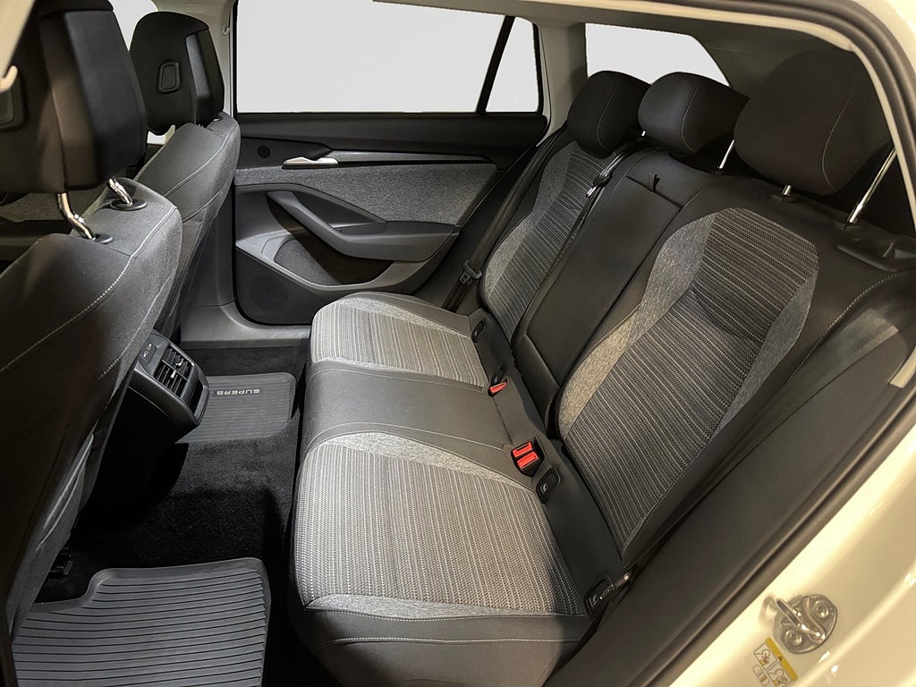 Skoda Superb 2025 - miniatyr 16