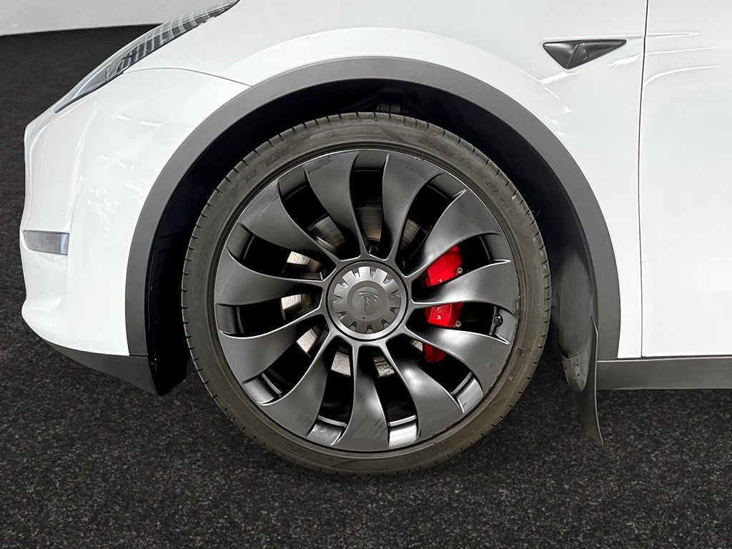 Tesla Model Y 2024 - miniatyr 18