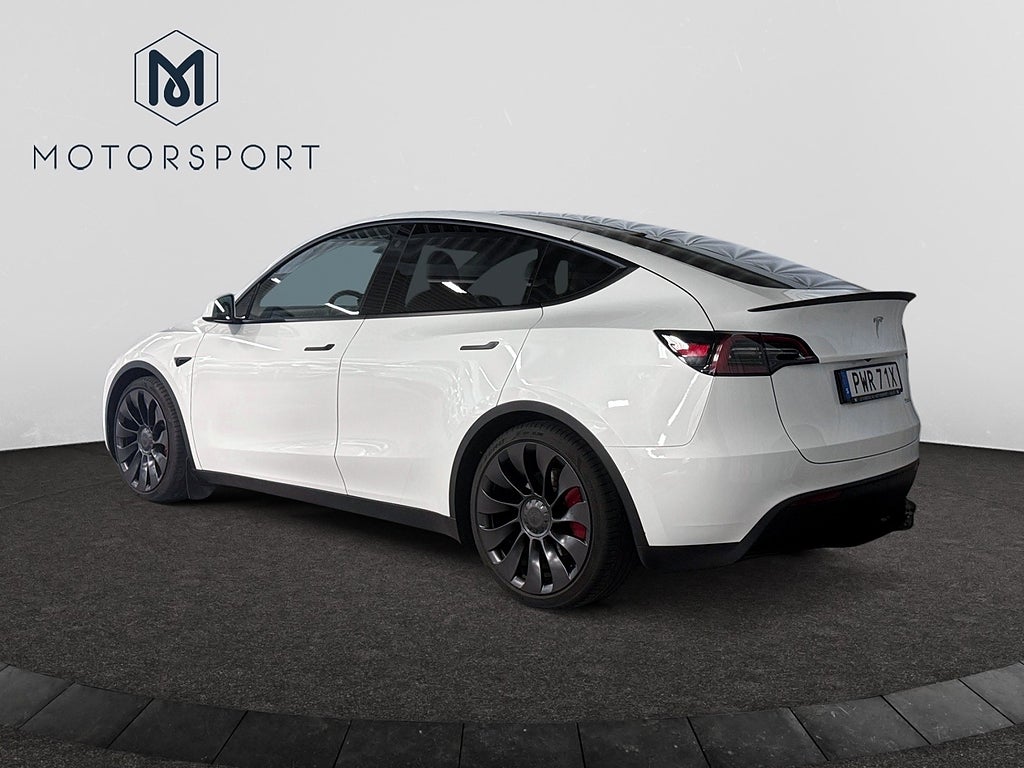 Tesla Model Y 2024 - miniatyr 6