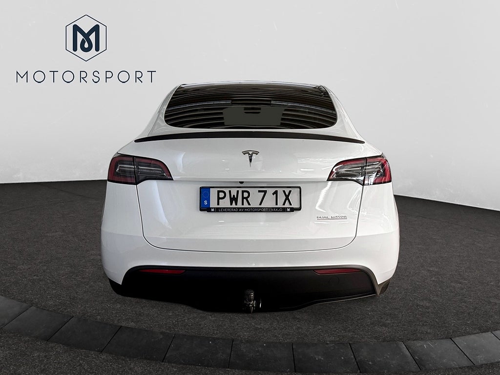 Tesla Model Y 2024 - miniatyr 7
