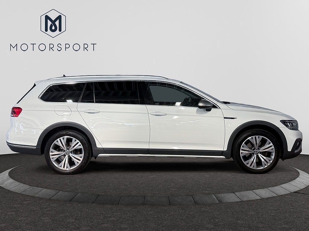 Volkswagen Passat Alltrack 2024 - miniatyr 8