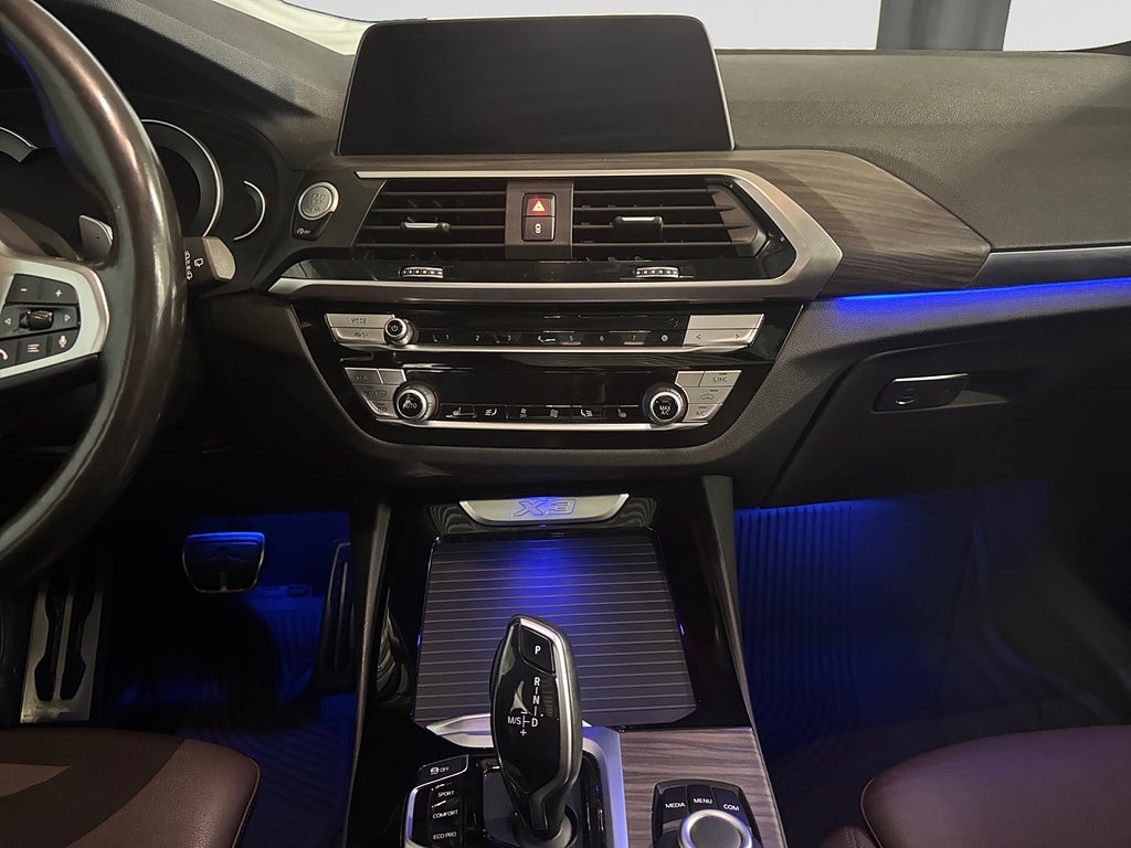 BMW X3 2020 - miniatyr 15