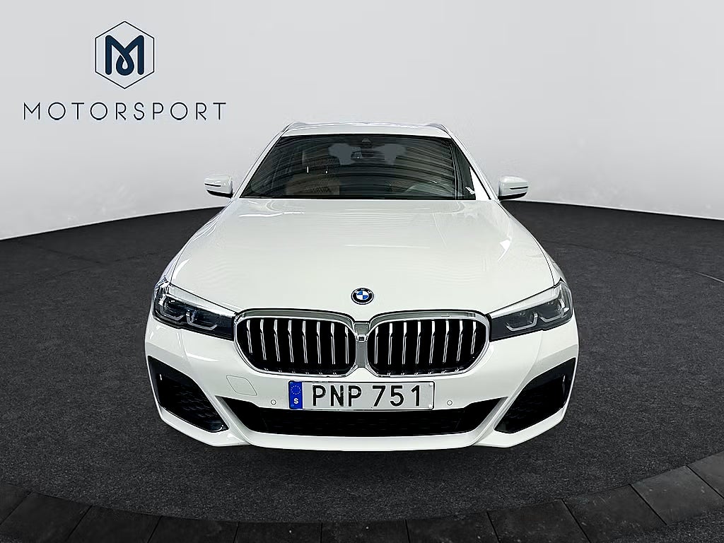 BMW 530e 2022 - miniatyr 2