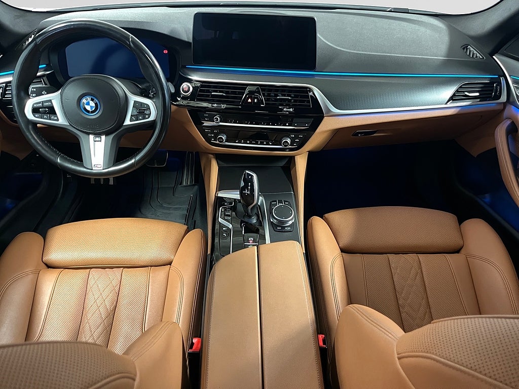 BMW 530e 2022 - miniatyr 12