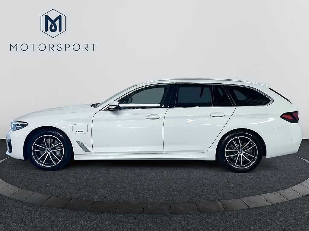 BMW 530e 2022 - miniatyr 10