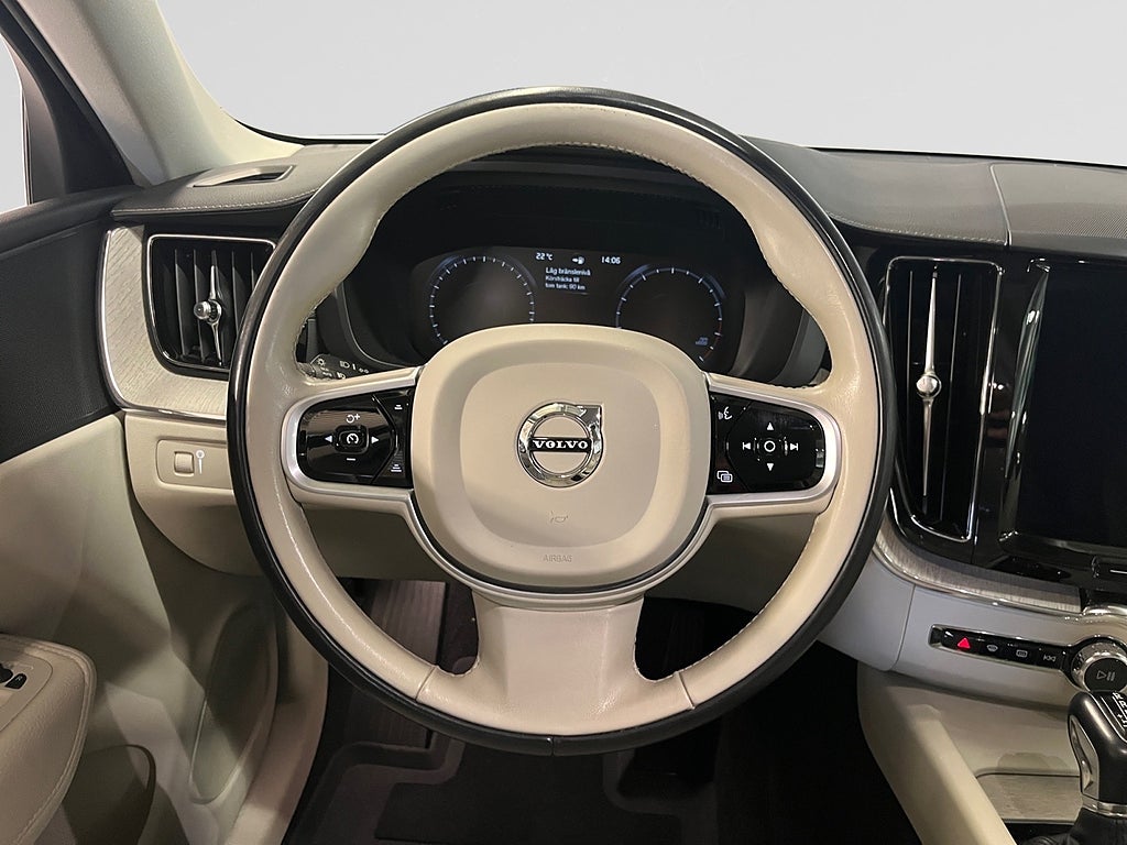 Volvo XC60 2019 - miniatyr 12