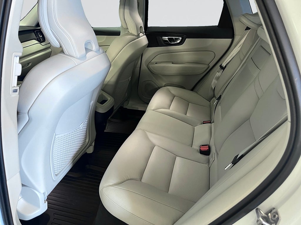 Volvo XC60 2019 - miniatyr 13